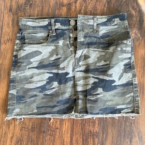 Express straight mini camo skirt